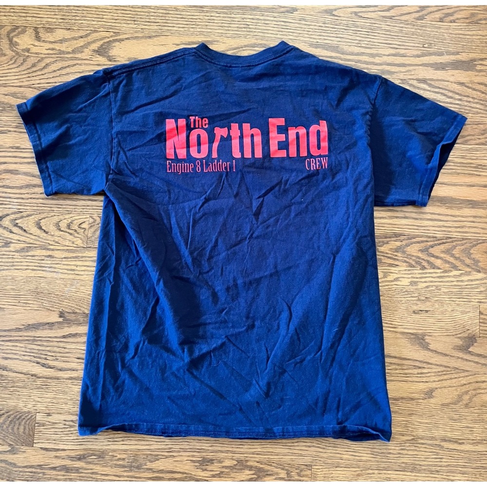 Gildan Boston Fire Dept North End Engine 8 Ladder 1 Crew T-Shirt Navy Blue Large